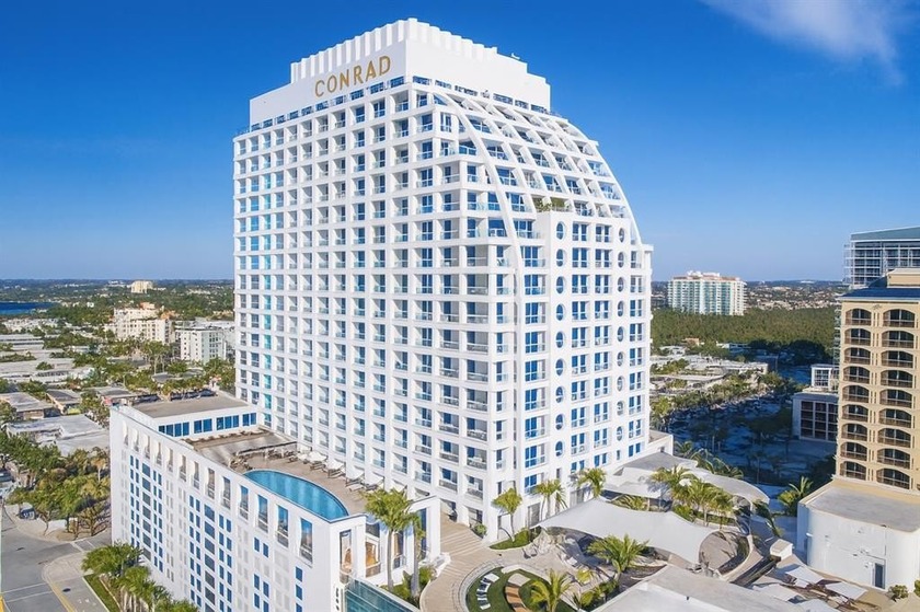 Experience the perfect blend of beachfront living and - Beach Condo for sale in Fort Lauderdale, Florida on Beachhouse.com