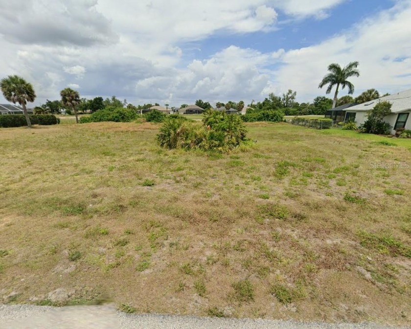 Nice buildable lot with a great view of the PINEMOOR GOLF COURSE - Beach Lot for sale in Rotonda West, Florida on Beachhouse.com