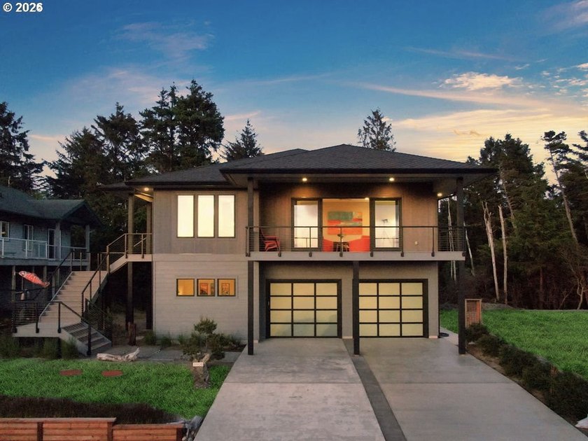 Welcome to your dream home in the serene community of Ocean Park - Beach Home for sale in Ocean Park, Washington on Beachhouse.com