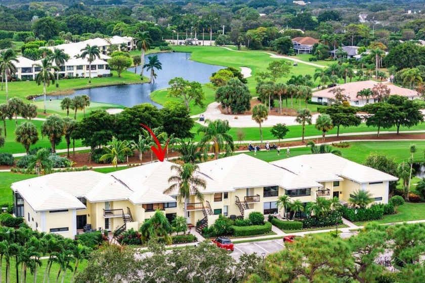 Captivating golf course & lake views grace your windows and - Beach Condo for sale in Boynton Beach, Florida on Beachhouse.com