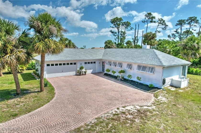 Probably the CUTEST home anywhere in the Burnt Store Lakes area! - Beach Home for sale in Punta Gorda, Florida on Beachhouse.com