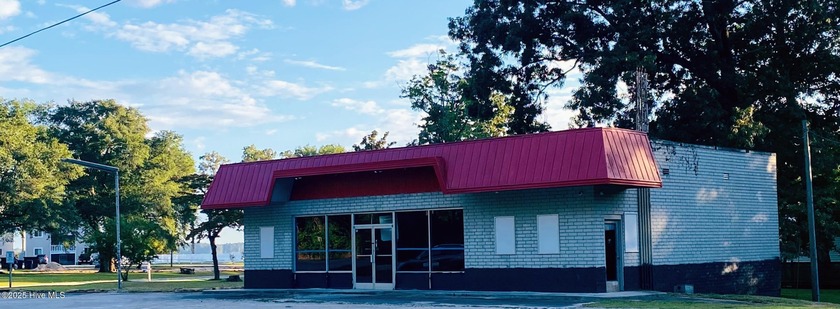 Commercial Opportunity near Minnesott Ferry! Prime location just - Beach Lot for sale in Minnesott Beach, North Carolina on Beachhouse.com