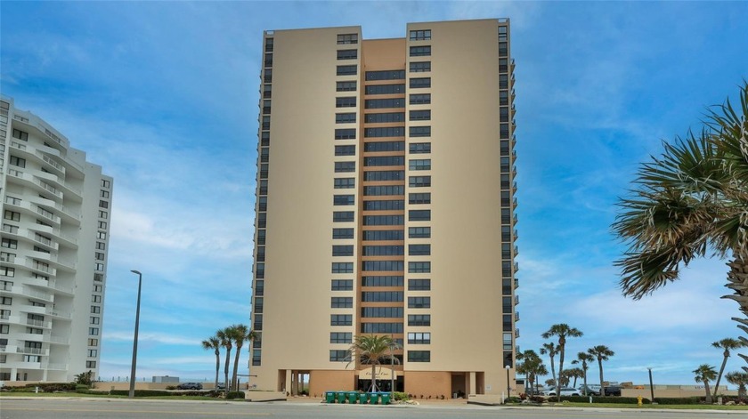 Incredible opportunity to own a stunning PENTHOUSE with - Beach Condo for sale in Daytona Beach, Florida on Beachhouse.com