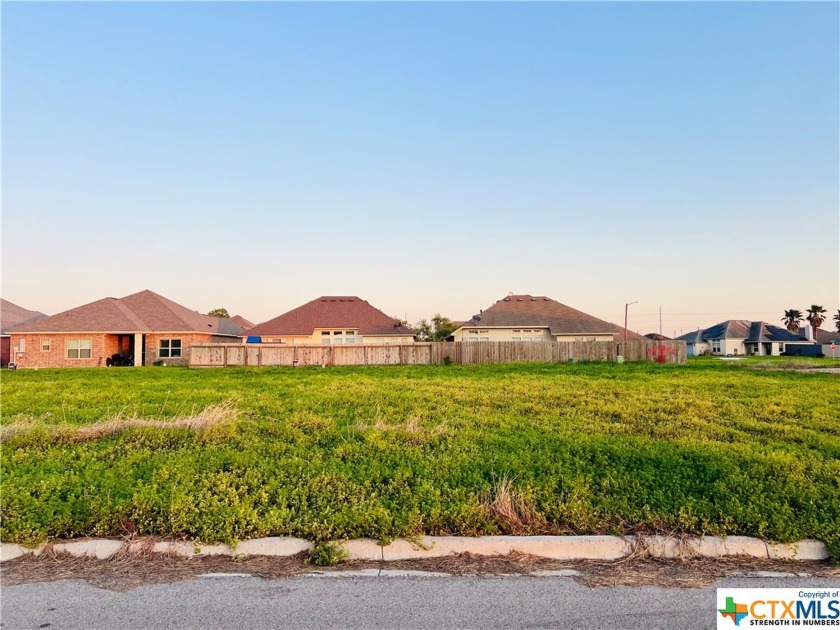 Lot in Claret Crossing. HOA is $680/year per lot. Deed - Beach Lot for sale in Port Lavaca, Texas on Beachhouse.com