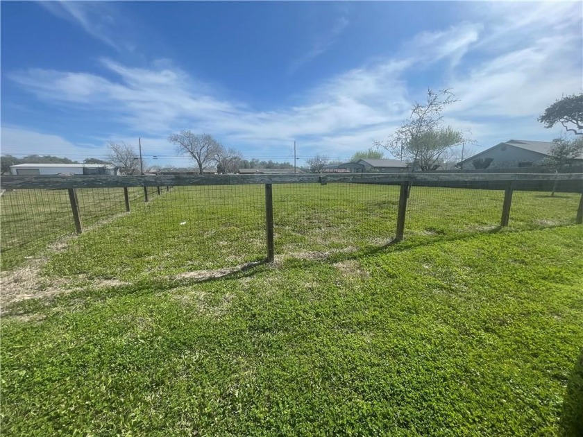 Build your dream home on this beautiful fenced lot in Ingleside - Beach Lot for sale in Ingleside, Texas on Beachhouse.com