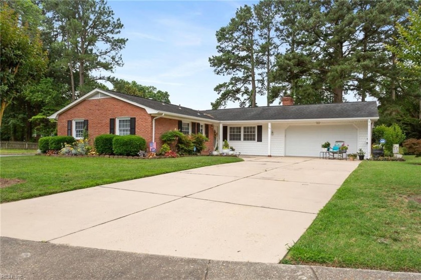 Well maintained L-shape, one story, mostly brick home situated - Beach Home for sale in Hampton, Virginia on Beachhouse.com