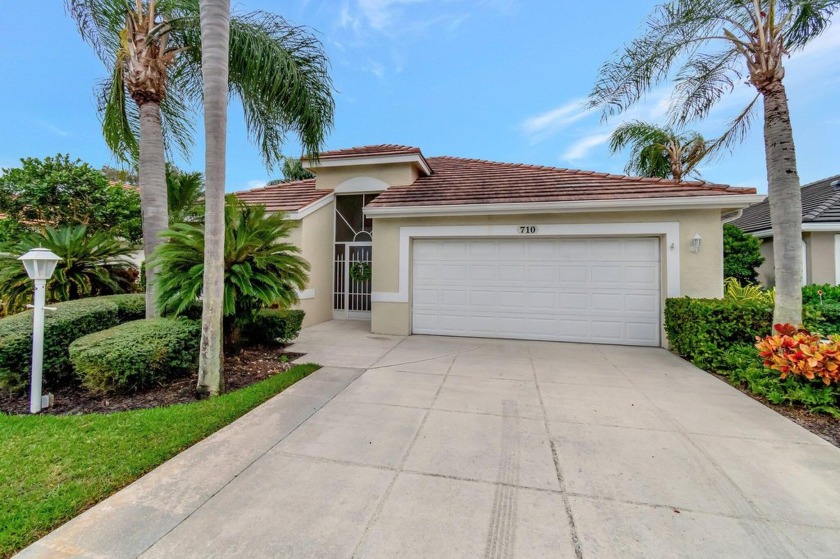 This East Delray courtyard home offers a fantastic opportunity - Beach Home for sale in Delray Beach, Florida on Beachhouse.com