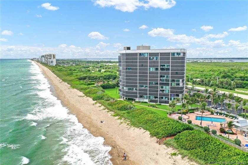 Rarely available 3BR oceanfront in Island Dunes with - Beach Condo for sale in Jensen Beach, Florida on Beachhouse.com