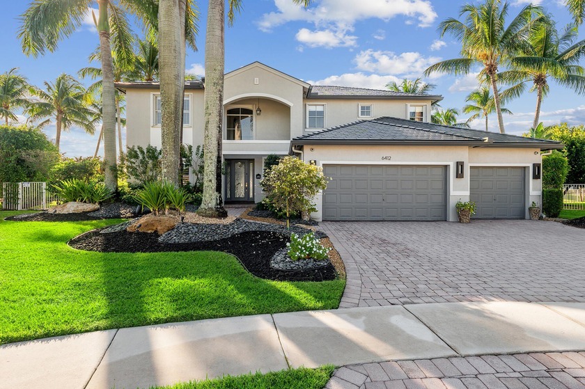 Welcome to this stunning Taos model residence, perfectly - Beach Home for sale in Lake Worth, Florida on Beachhouse.com