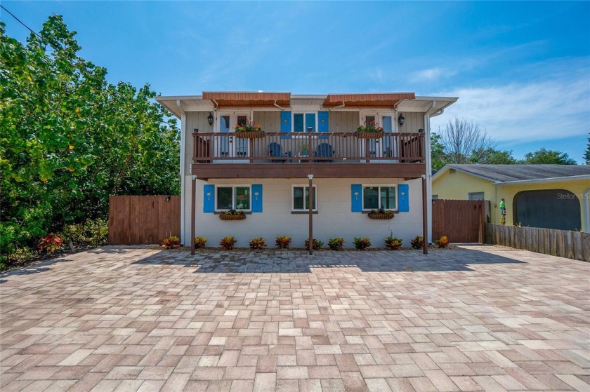 This refreshed two-story duplex, featuring an upstairs 2/1 unit - Beach Home for sale in Englewood, Florida on Beachhouse.com
