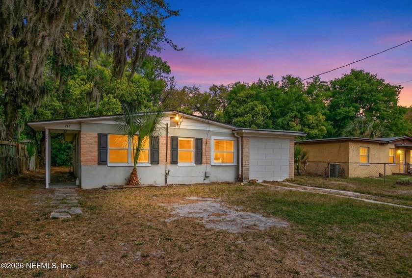 Welcome to 247 W 45th St, a freshly updated home offering the - Beach Home for sale in Jacksonville, Florida on Beachhouse.com