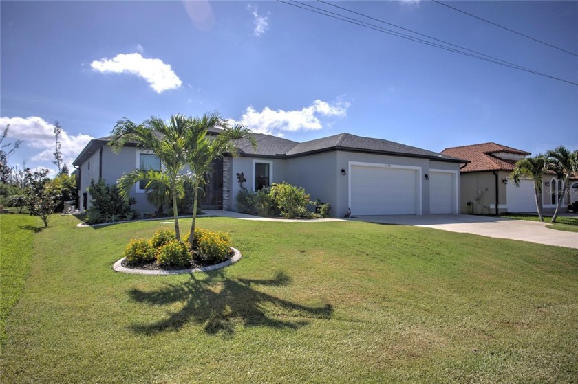 WOW!! Welcome to your DREAM HOME with a  KEY WEST feel! - Beach Home for sale in Port Charlotte, Florida on Beachhouse.com