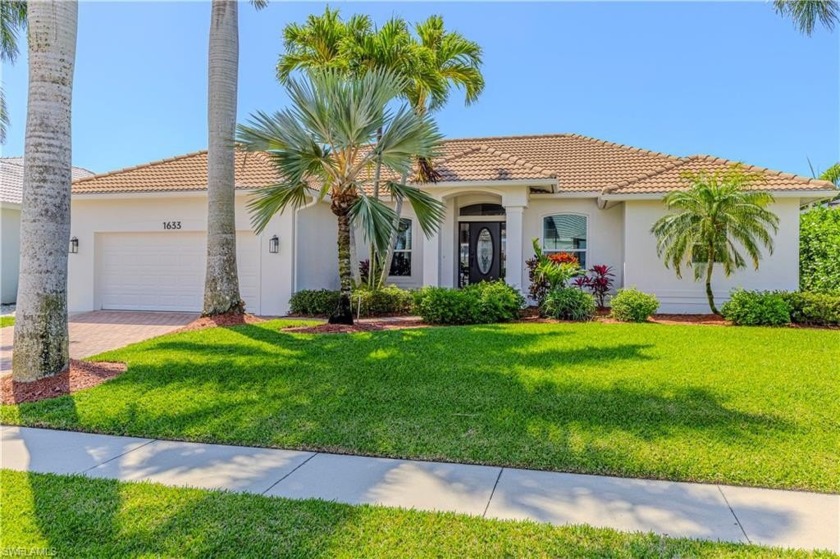 Oh, my stars--southern exposure and gulf access? This gem south - Beach Home for sale in Marco Island, Florida on Beachhouse.com