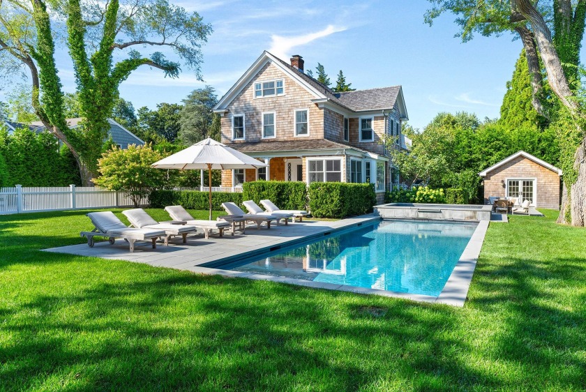 This elegant East Hampton Village home (circa 1870) underwent a - Beach Home for sale in East Hampton, New York on Beachhouse.com