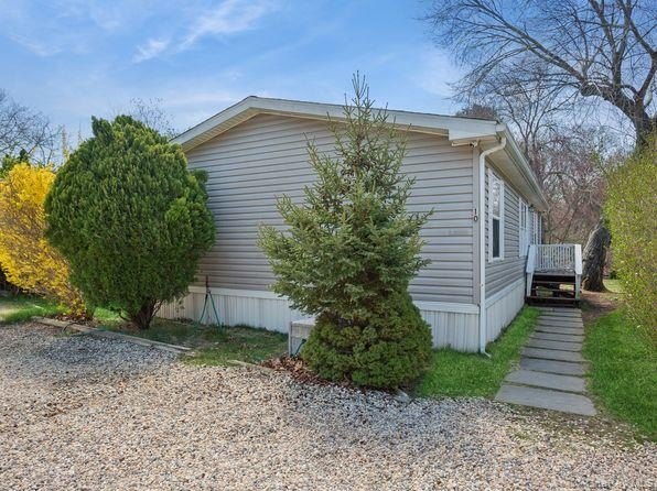 Residentially Owned Mobile Home Park. Welcome to a very unique - Beach Home for sale in East Hampton, New York on Beachhouse.com