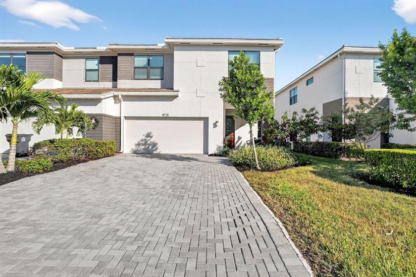The perfect blend of luxury, comfort, and truly maintenance-free - Beach Townhome/Townhouse for sale in Lake Worth, Florida on Beachhouse.com