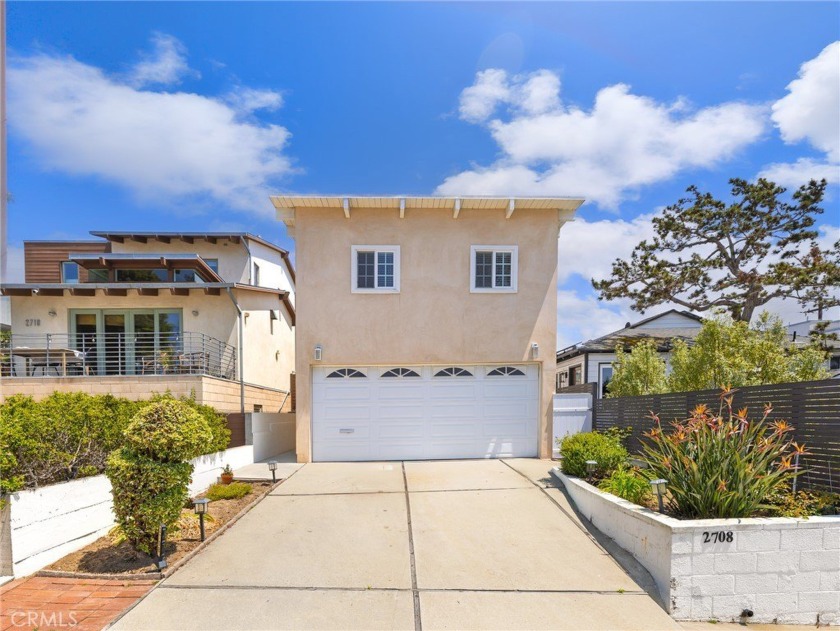 Welcome to 2708 Pine Avenue, a beautifully designed two-story - Beach Home for sale in Manhattan Beach, California on Beachhouse.com