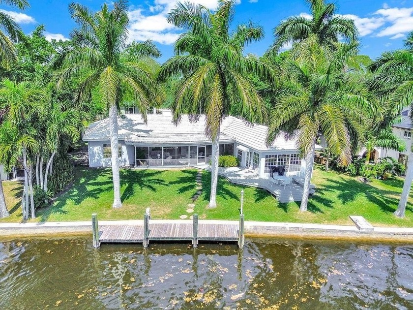 Classic 1960's Florida riverfront home with great bones and - Beach Home for sale in Fort Lauderdale, Florida on Beachhouse.com