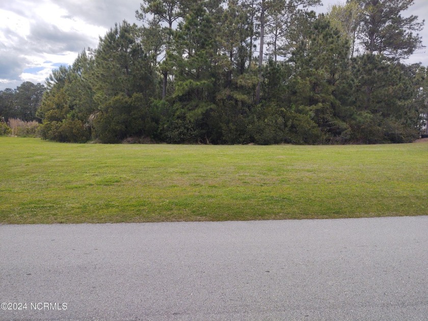 Vacant homesite in the waterfront community of Summerhouse on - Beach Lot for sale in Holly Ridge, North Carolina on Beachhouse.com