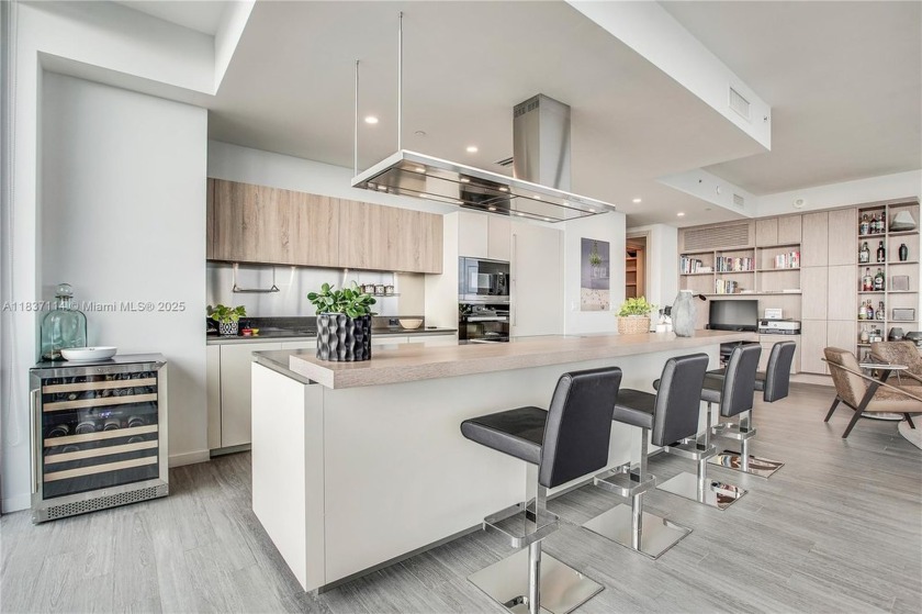 DRAMATIC PRICE REDUCTION TILL DECEMBER ONLY - BRICKELL FLATIRON - Beach Condo for sale in Miami, Florida on Beachhouse.com