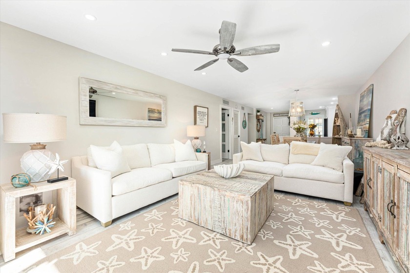 Stunning and tastefully renovated 3BR/2BA condo in  North Palm - Beach Condo for sale in North Palm Beach, Florida on Beachhouse.com