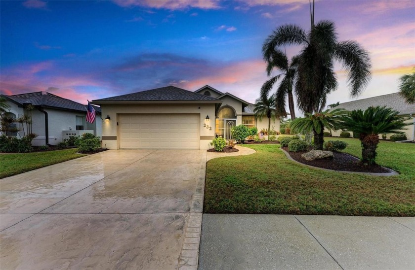 Great location! *Maintenance free! *Private back yard! *New roof - Beach Home for sale in Venice, Florida on Beachhouse.com