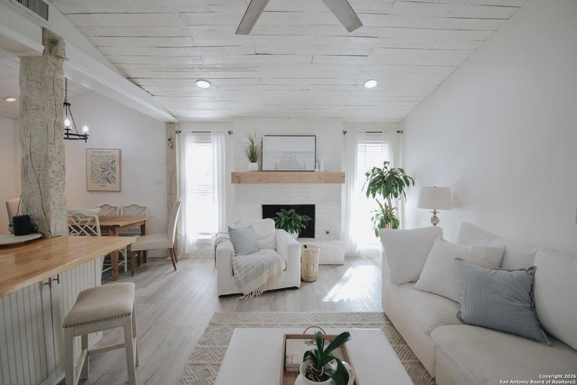 UPGRADES, UPGRADES, UPGRADES. And best of all--NO HOA! Walk-in - Beach Home for sale in Corpus Christi, Texas on Beachhouse.com