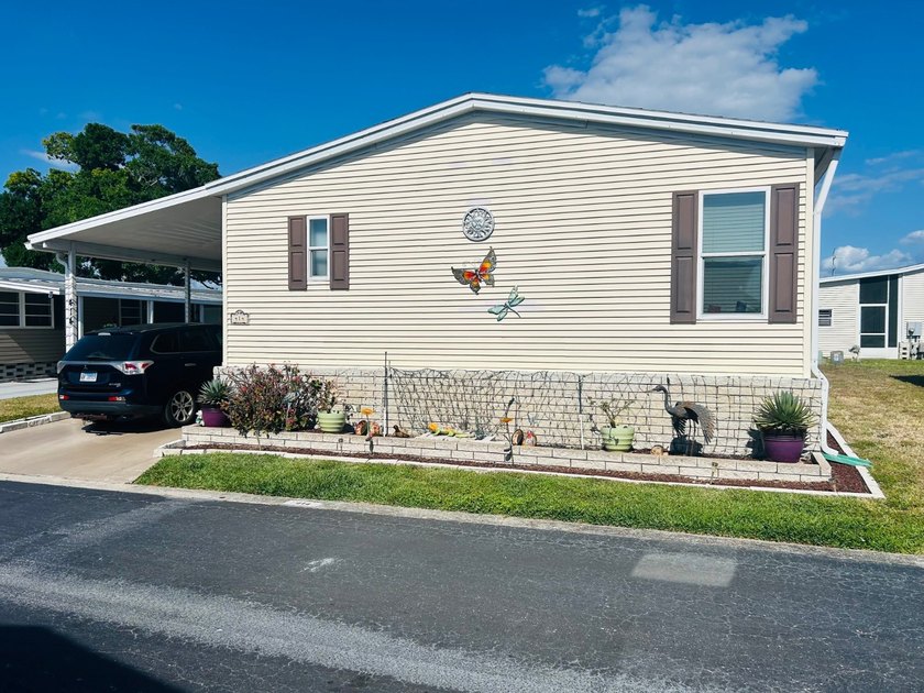FULLY UPDATED HIGH END luxury home. 3 BED / 2 BATH DOUBLEWIDE IN - Beach Home for sale in St. Petersburg, Florida on Beachhouse.com
