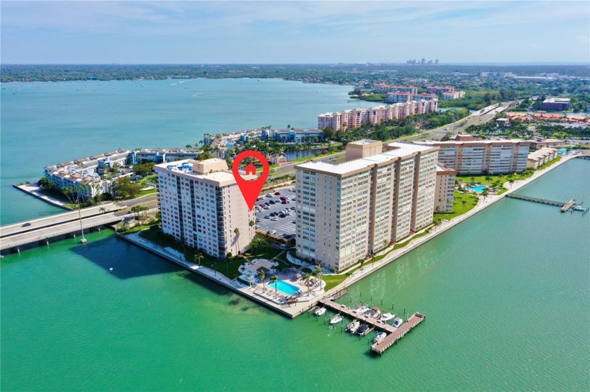 Just minutes from St. Pete Beach, Unit 801 at 5220 Brittany - Beach Condo for sale in St. Petersburg, Florida on Beachhouse.com