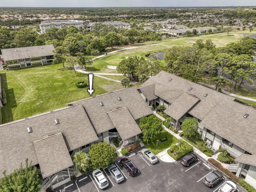 Step into this beautifully maintained 2 Bedroom, 2 Bath condo - Beach Condo for sale in Hobe Sound, Florida on Beachhouse.com