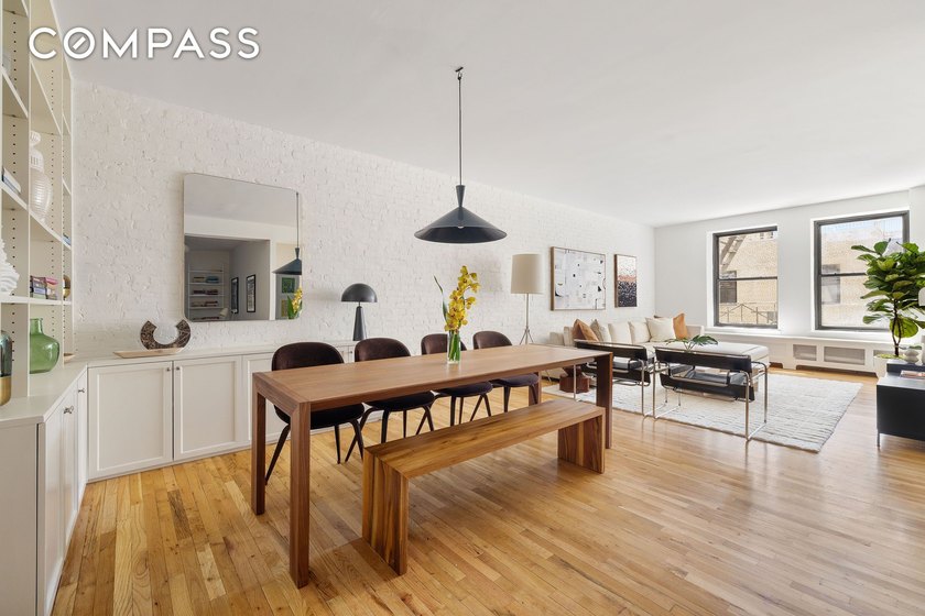 Welcome to residence 4I, an impressive 1,215 sq ft Brooklyn - Beach Condo for sale in Brooklyn, New York on Beachhouse.com