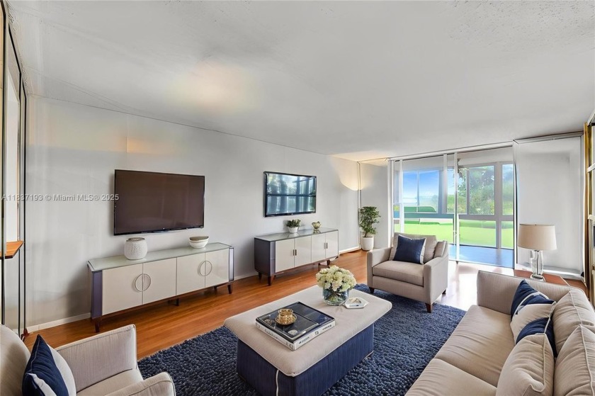 MOTIVATED SELLER! JUST REDUCED!! Well-maintained, spacious and - Beach Condo for sale in Margate, Florida on Beachhouse.com