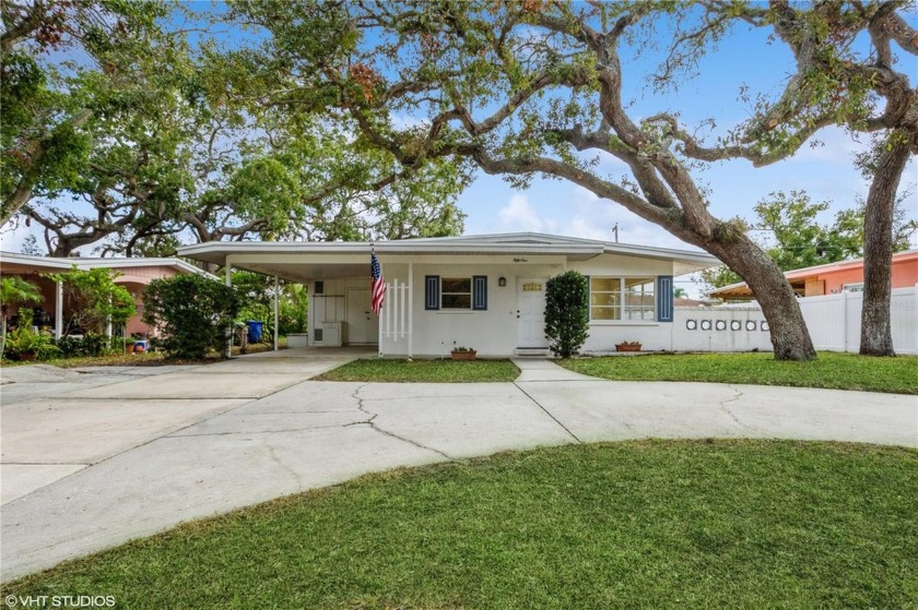 Your future home is waiting for you in Highland Estates of - Beach Home for sale in Dunedin, Florida on Beachhouse.com