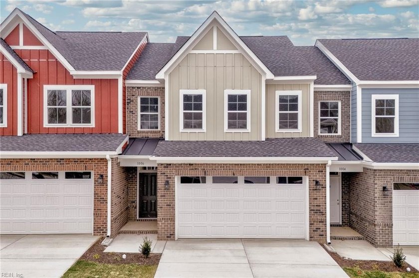 Own the builders model in the heart of Williamsburg1 This - Beach Townhome/Townhouse for sale in Williamsburg, Virginia on Beachhouse.com