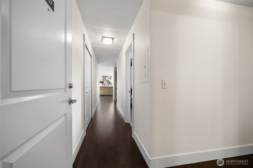 Just reduced to $599,900 -- best-priced top-floor penthouse in - Beach Condo for sale in Seattle, Washington on Beachhouse.com