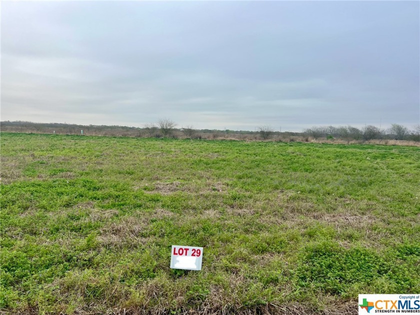 Lot in Claret Crossing.  Deed restrictions. HOA is $680/year per - Beach Lot for sale in Port Lavaca, Texas on Beachhouse.com