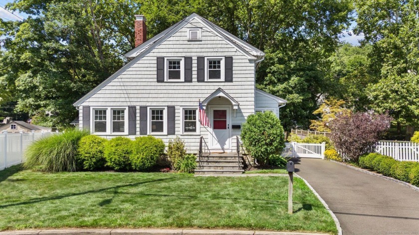 Welcome home to this charming move-in ready colonial - Beach Home for sale in Stamford, Connecticut on Beachhouse.com