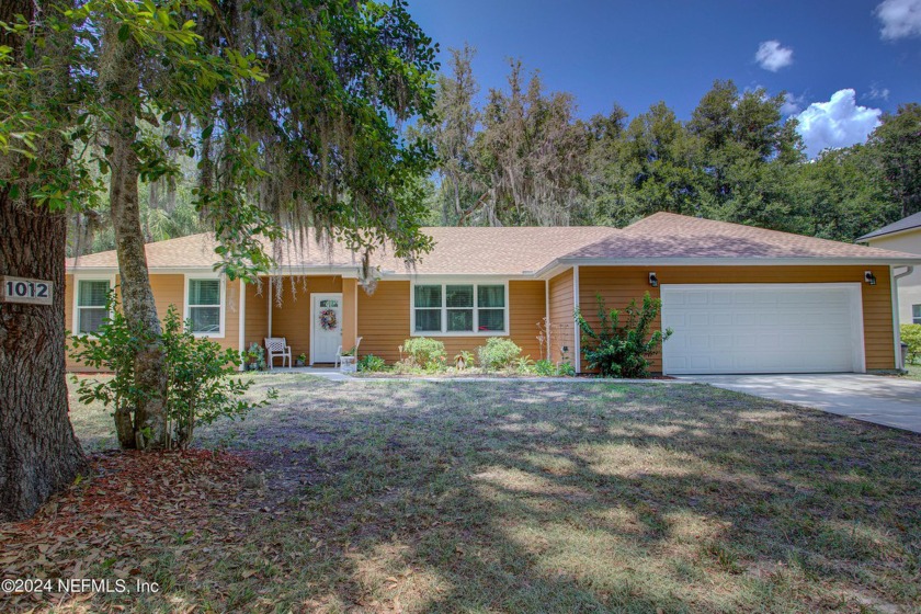 Are you looking for a newer home but with some land and privacy? - Beach Home for sale in Saint Johns, Florida on Beachhouse.com