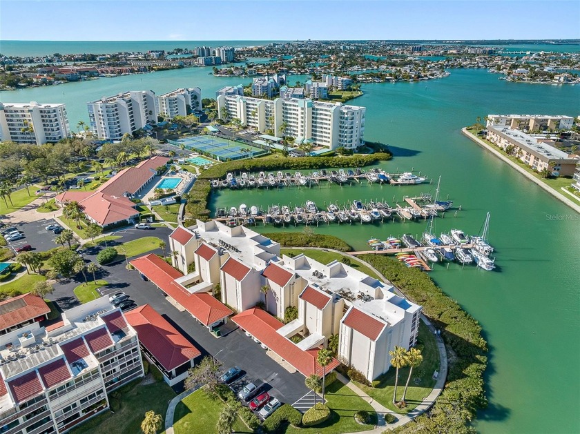Welcome to coastal living at its finest in this bright and - Beach Condo for sale in South Pasadena, Florida on Beachhouse.com