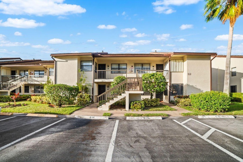 What a great opportunity to explore a care-free life style in - Beach Condo for sale in Lake Worth, Florida on Beachhouse.com