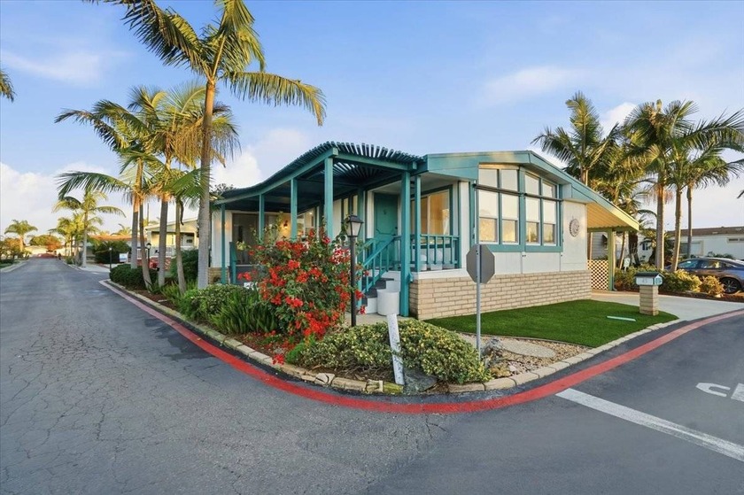 Rancho Huntington is an All-Aged Community. Heated Pool, Sauna - Beach Home for sale in Huntington Beach, California on Beachhouse.com