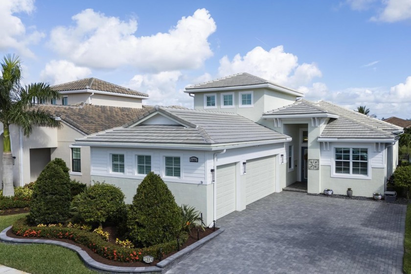 Welcome to this beautifully maintained single-family home - Beach Home for sale in Port Saint Lucie, Florida on Beachhouse.com