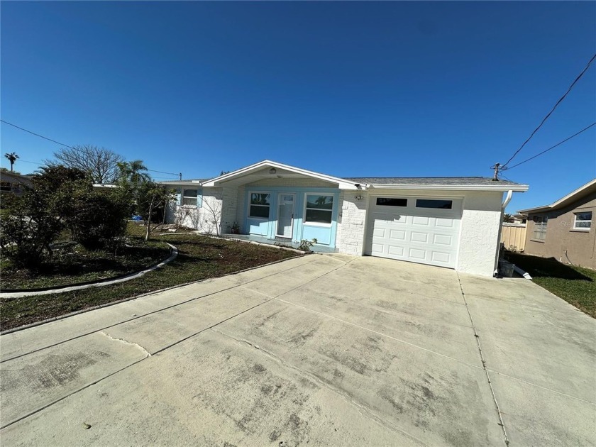 Price adjustment.  Don't miss the opportunity to own a - Beach Home for sale in Hudson, Florida on Beachhouse.com