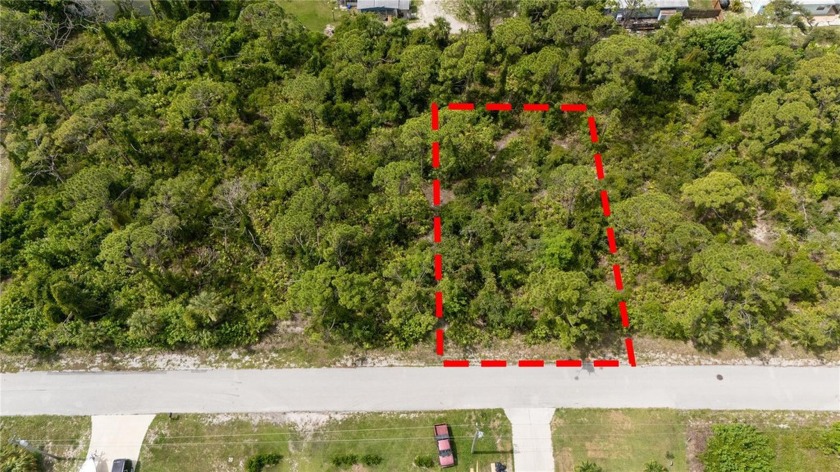 Just 2.5 miles from Englewood Beach, this exceptional lot offers - Beach Lot for sale in Englewood, Florida on Beachhouse.com