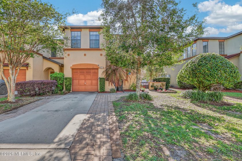 Gated corner-unit townhome in Riverside at Julington Creek - Beach Townhome/Townhouse for sale in Saint Johns, Florida on Beachhouse.com