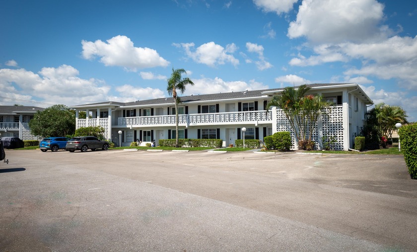 Investors only. Motivated seller. Fully remodeled 2-bed, 2-bath - Beach Condo for sale in Delray Beach, Florida on Beachhouse.com