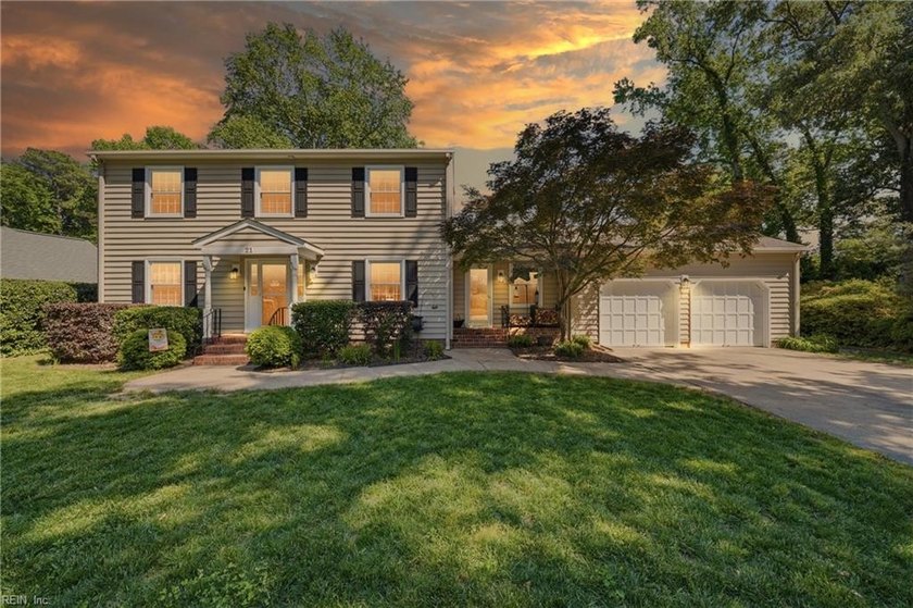 Move-in ready 4Bedroom/ 2.5Bath home offering 2,395 sqft. with - Beach Home for sale in Newport News, Virginia on Beachhouse.com