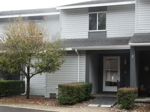 Price Reduced, owner says ''SELL IT!'' Spacious Condo Townhome! - Beach Condo for sale in Oscoda, Michigan on Beachhouse.com