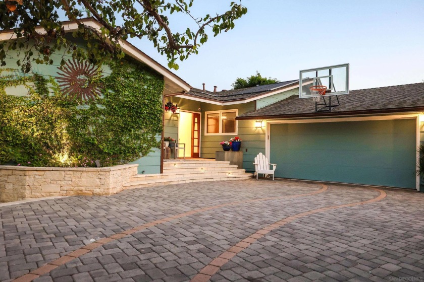 Welcome to 885 Rosecrans in the prestigious La Playa - Beach Home for sale in San Diego, California on Beachhouse.com