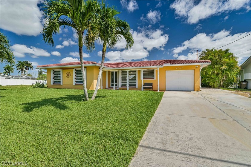 Impeccable 3/2 Gulf access pool home located in the heart of - Beach Home for sale in Cape Coral, Florida on Beachhouse.com